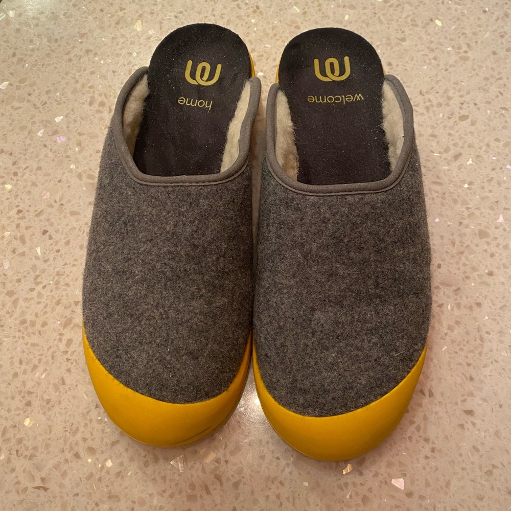 Mahabis Mule Slippers